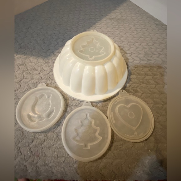 Tupperware Kitchen Tupperware Jello Mold Jellnservewith Decorative